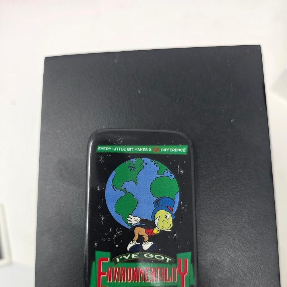 Disney‎ Earth Day 1994 Jiminy Cricket Pin  Environmental Awareness Pinocchio